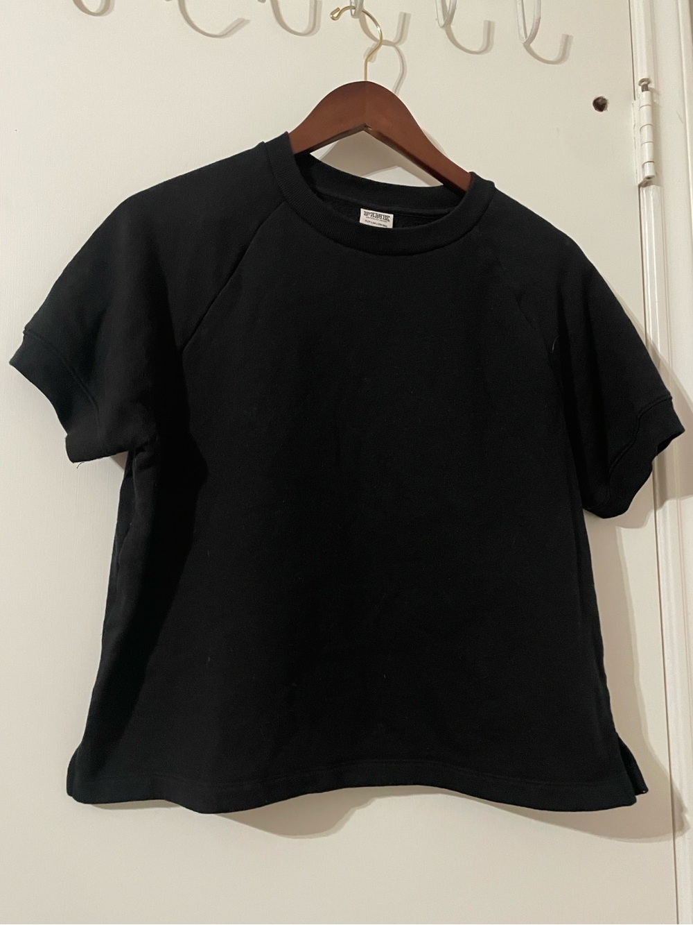 PINK Victoria's Secret Black Short Sleeve Sweatshirt Small